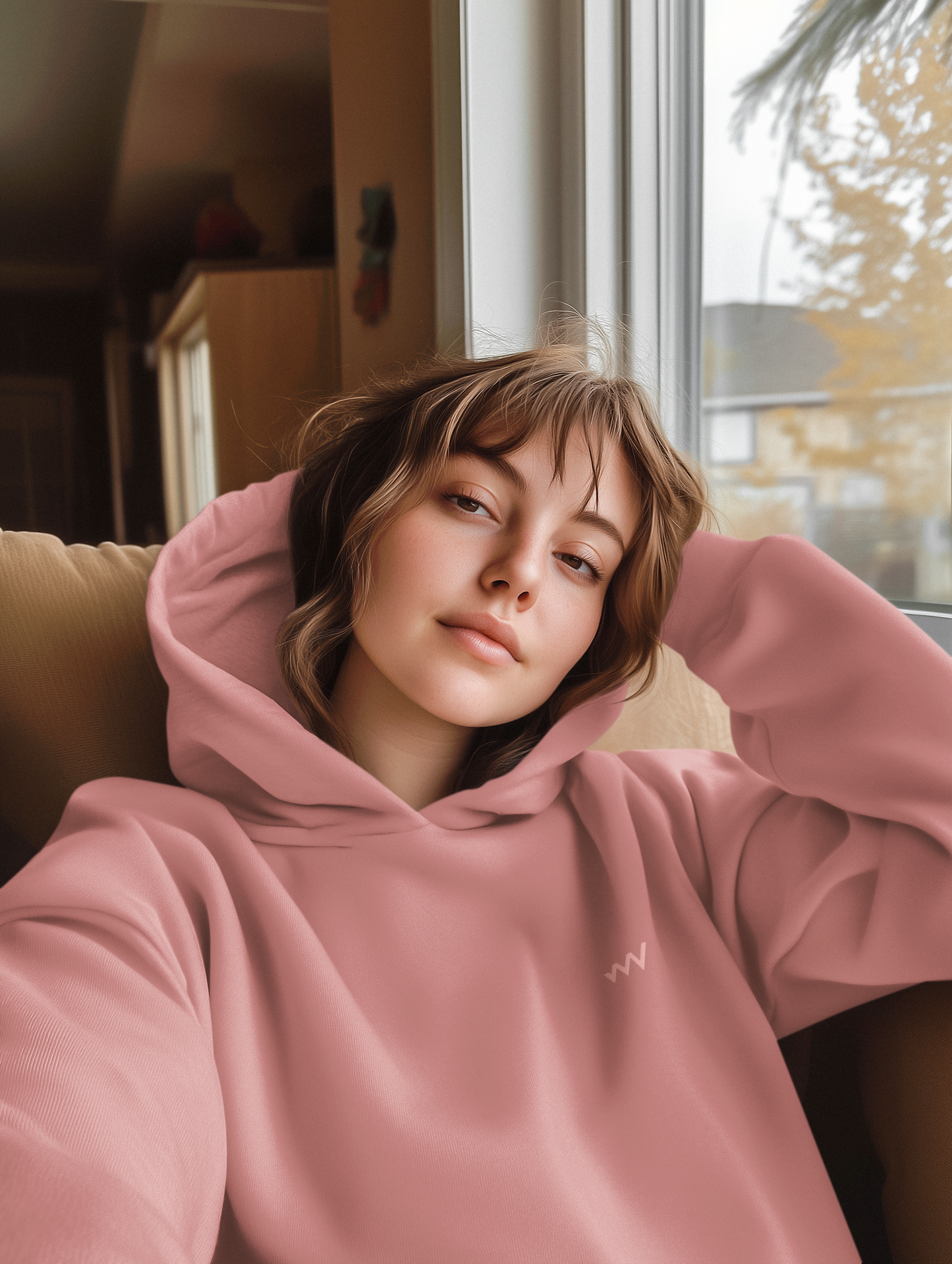 Female BOLD Regular Fit Pākā (Hoodie)